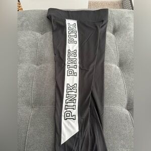 Victoria’s Secret pink ultimate legging